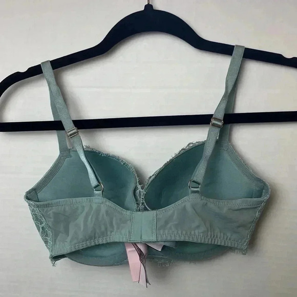 Victoria Secrets Dream Angels Lined Demi Bra - Picture 2 of 8